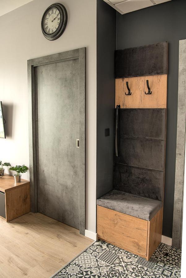 Wola Loft Apartment ワルシャワ エクステリア 写真