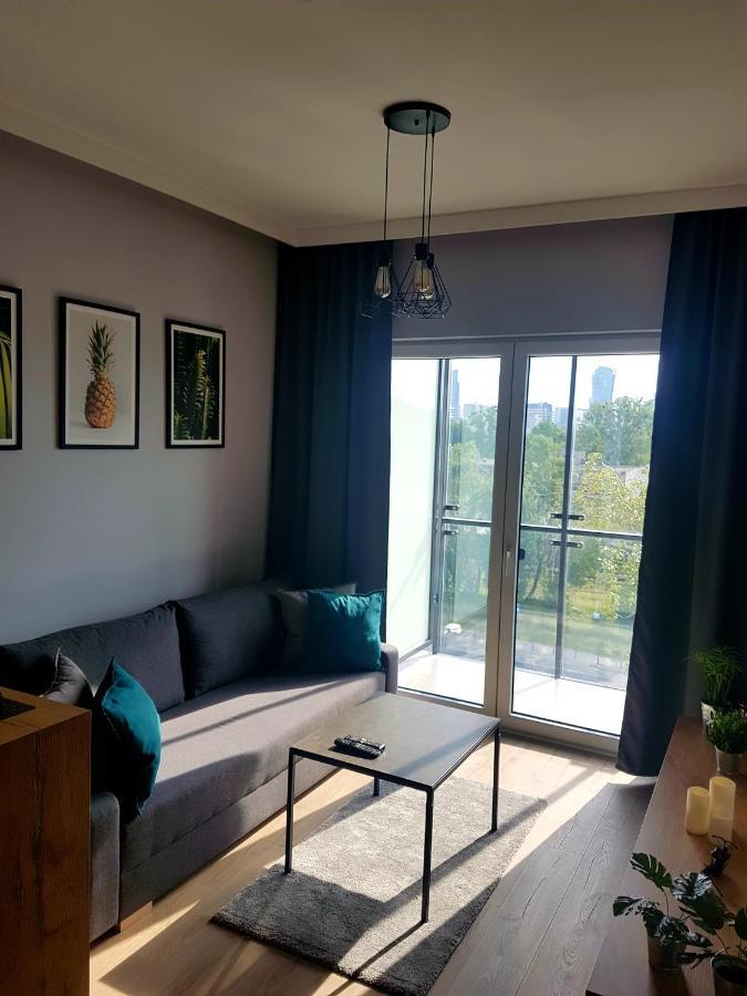 Wola Loft Apartment ワルシャワ エクステリア 写真