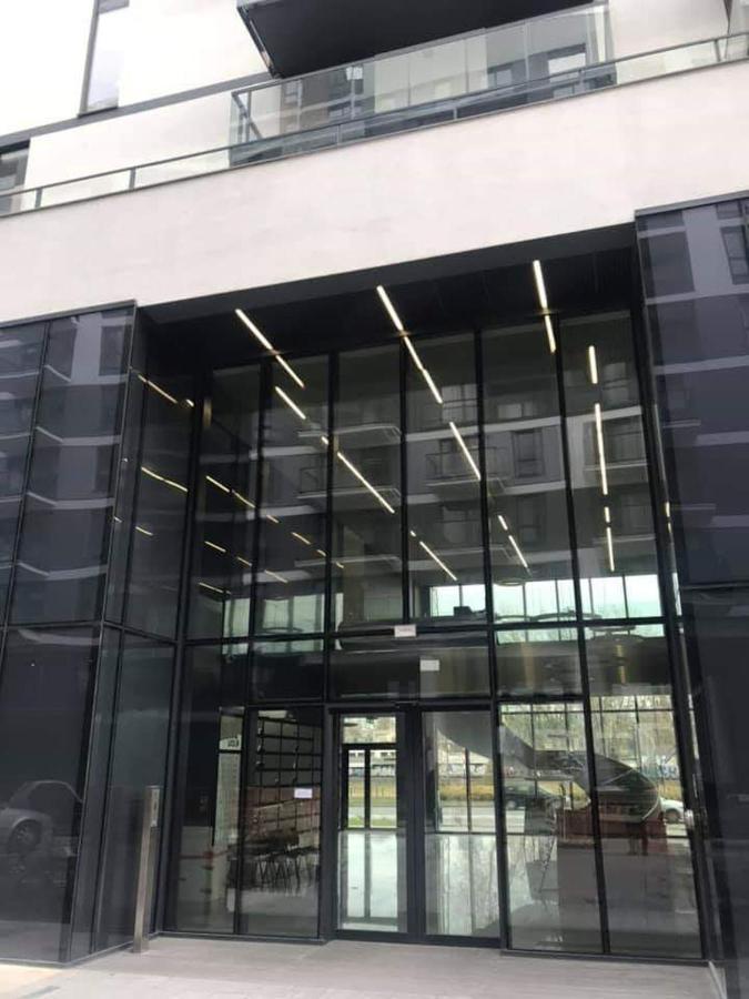 Wola Loft Apartment ワルシャワ エクステリア 写真